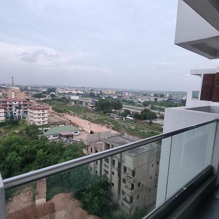 The Gallery Luxury Suites Cpg Ист-Легон Экстерьер фото