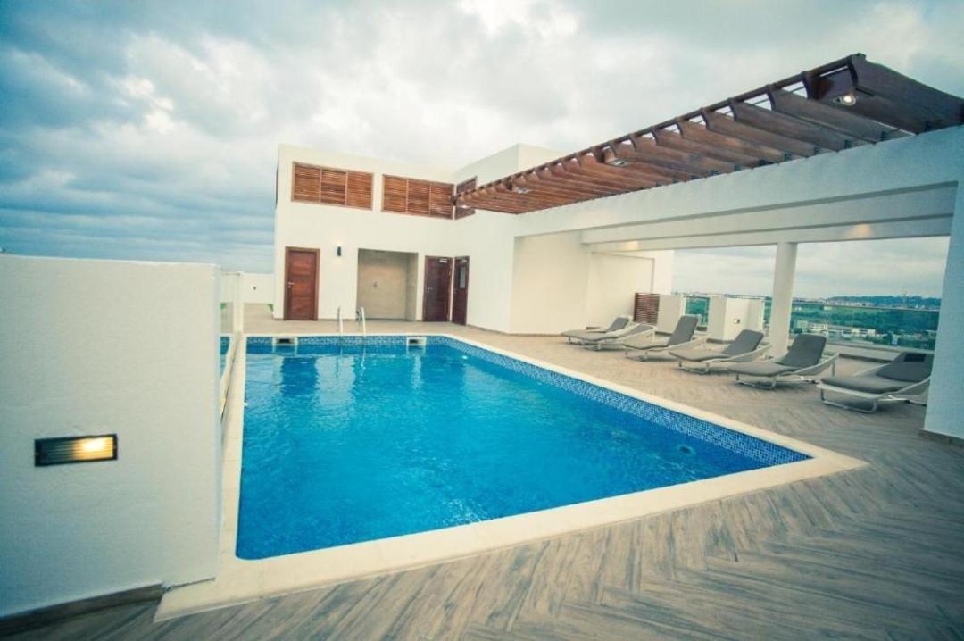 The Gallery Luxury Suites Cpg Ист-Легон Экстерьер фото